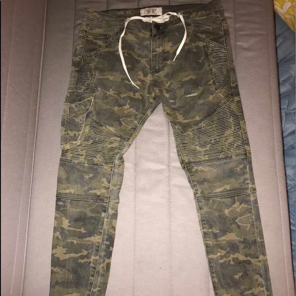 Barely worn Los Angeles, CA USA Golden Denim